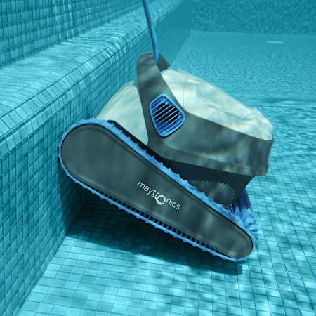 Dolphin S250 Robotic Pool Cleaner