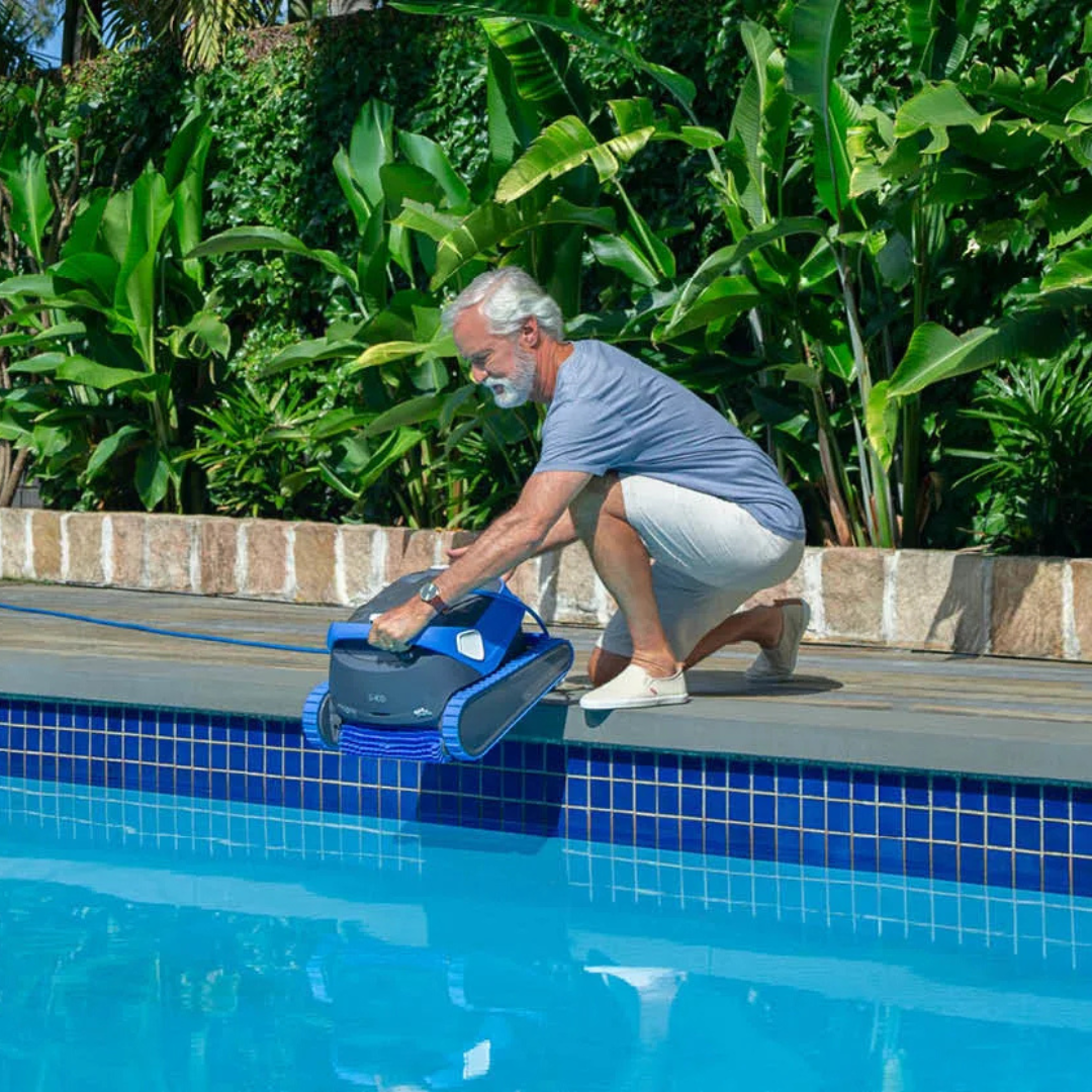 Dolphin S400 Robotic Pool Cleaner