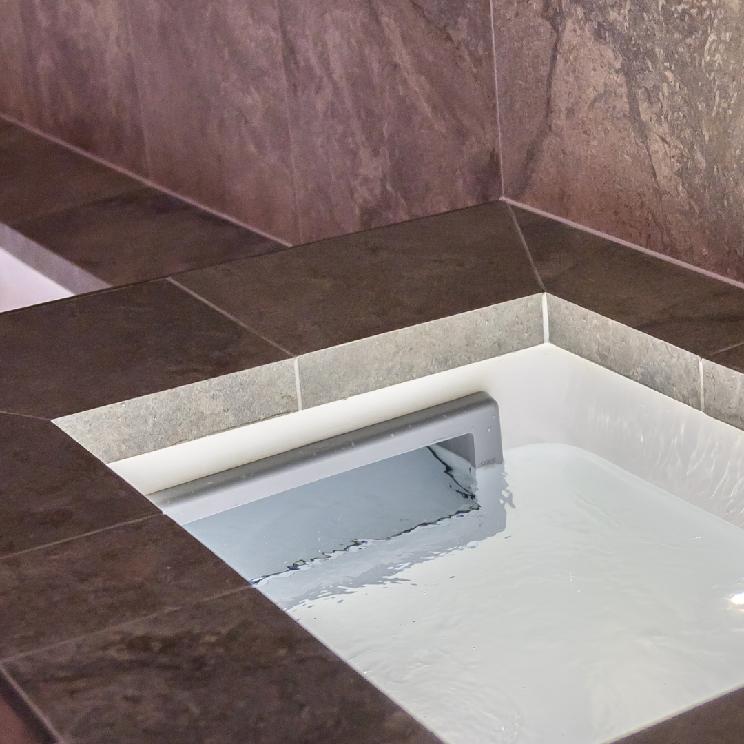 Skimmer Wide Mouth Door Assy Clip Out - Grey