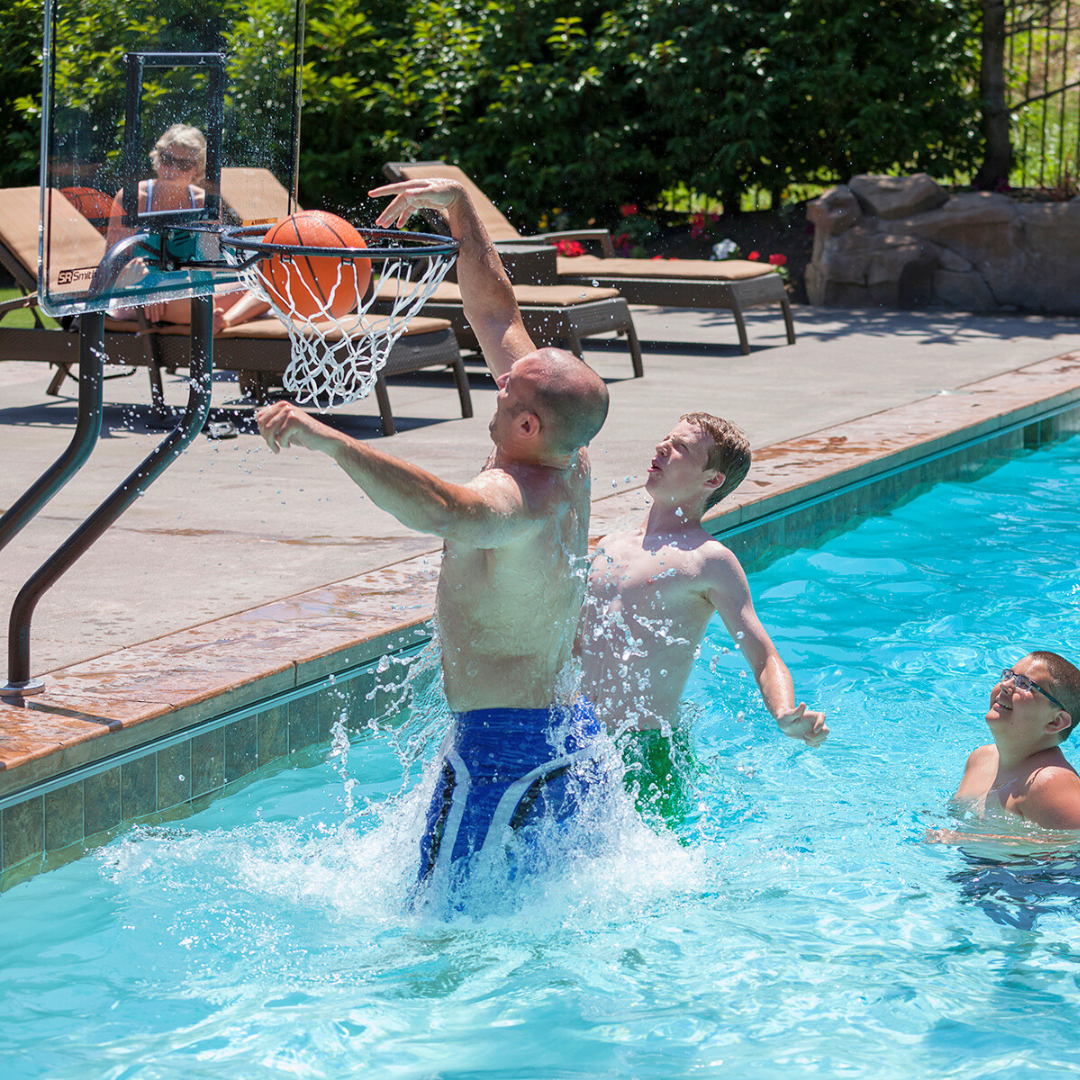 Swim N’ Dunk Dual Post Basketball Game