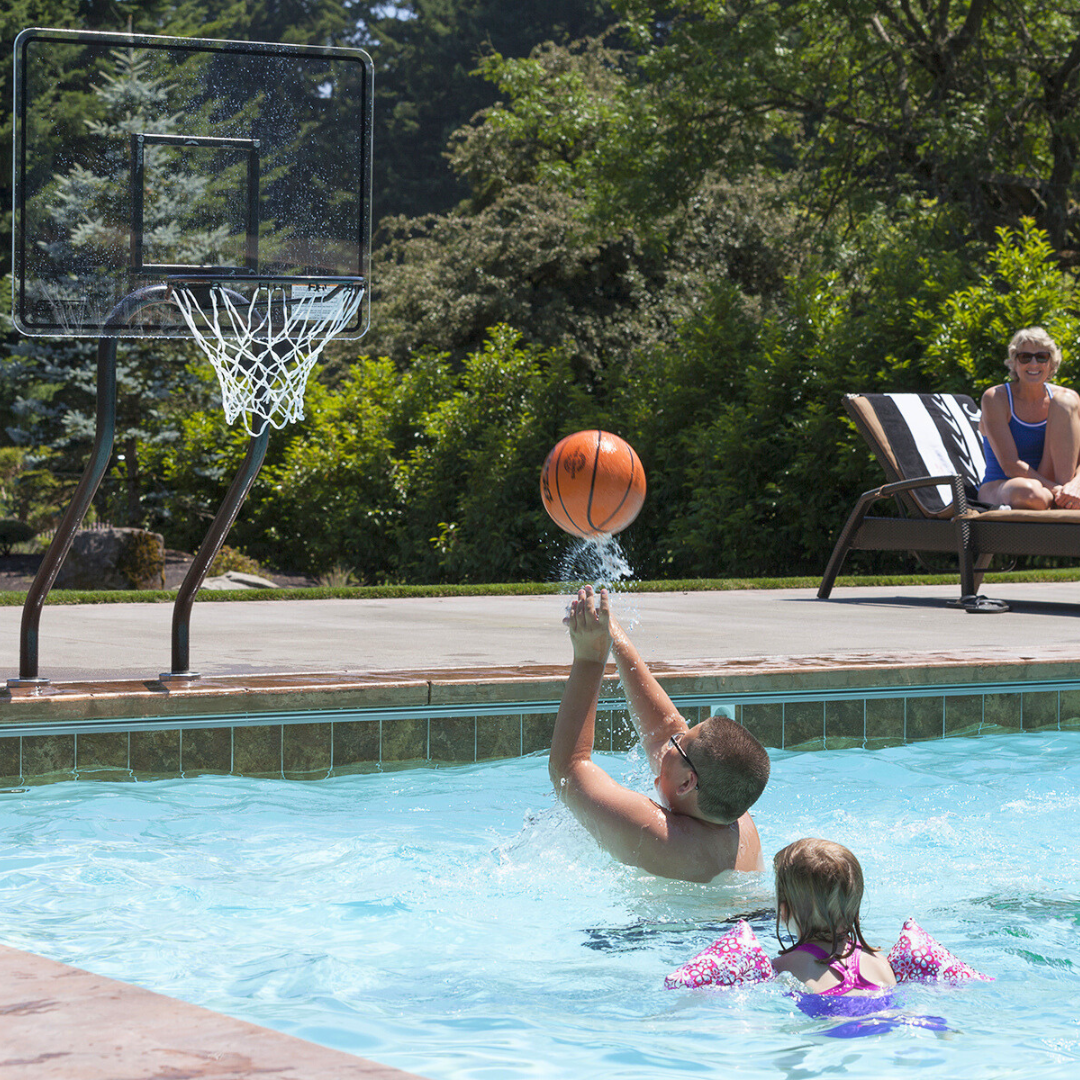 Swim N’ Dunk Dual Post Basketball Game