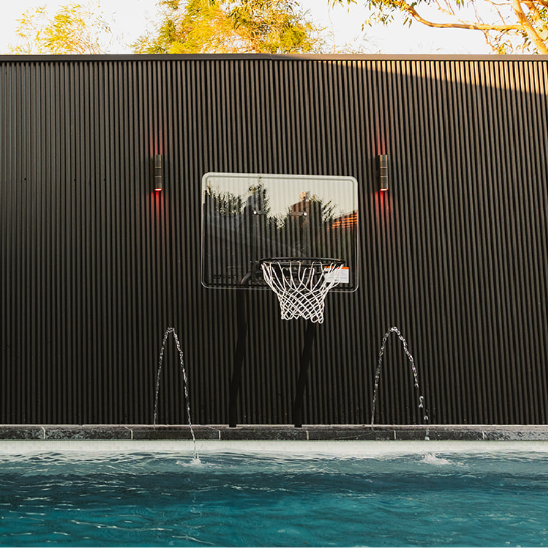 Swim N’ Dunk Dual Post Basketball Game