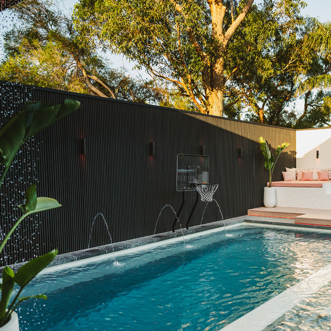 Swim N’ Dunk Dual Post Basketball Game