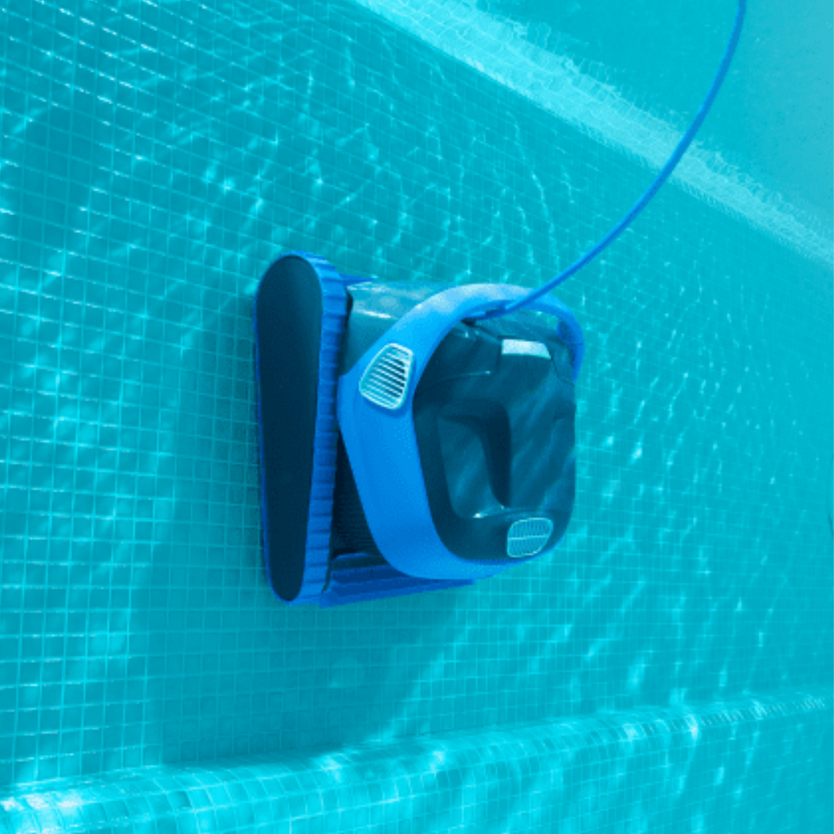 Dolphin S400 Robotic Pool Cleaner