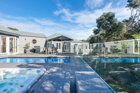 Refresh Your Spa Filter Cartridges: Key Signs & Maintenance Tips