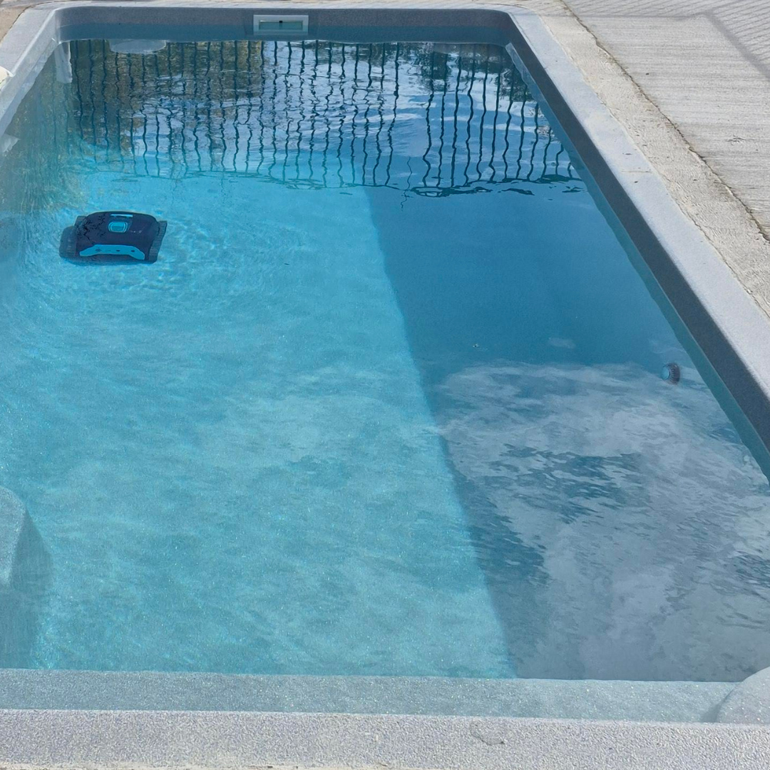 Dolphin Liberty 400 Cordless Pool Cleaner