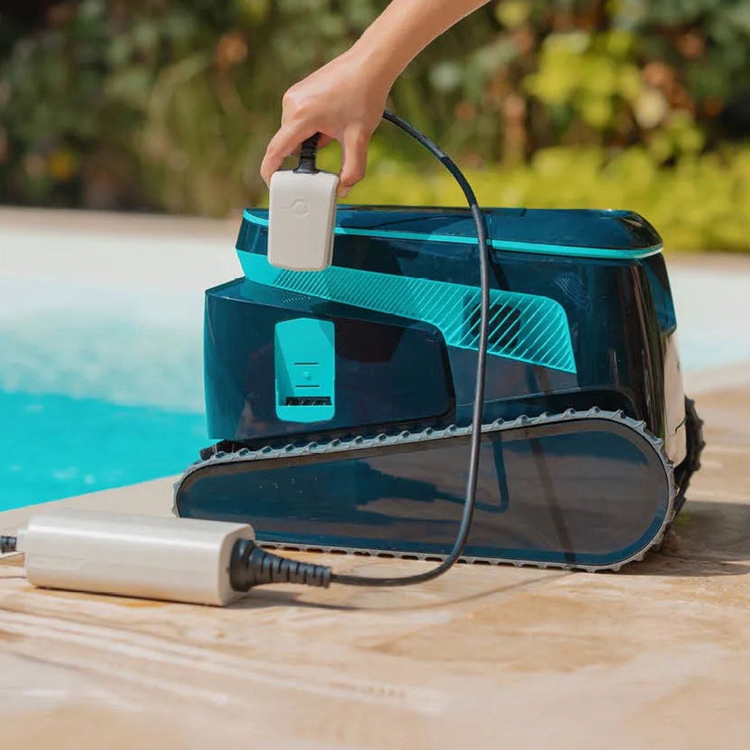 Dolphin Liberty 600 Cordless Vacuum